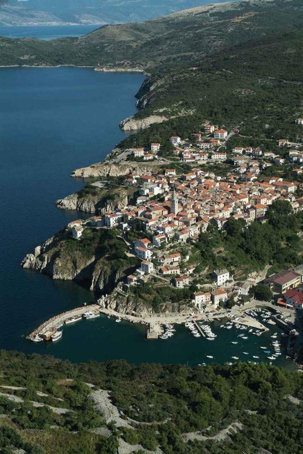 Apartment In Vrbnik/Insel Krk 13614 Exteriör bild