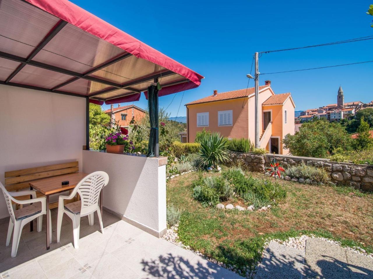 Apartment In Vrbnik/Insel Krk 13614 Exteriör bild